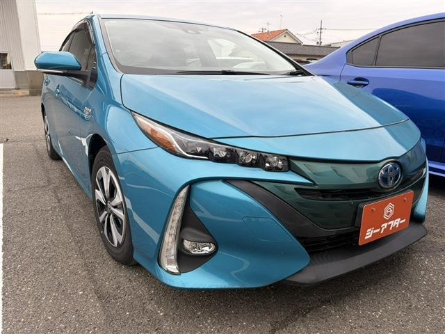 プリウスPHV1.8 S