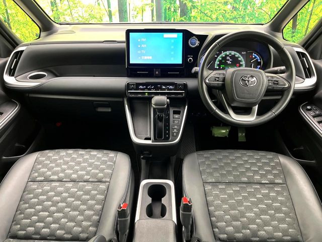 ヴォクシー1.8 ハイブリッド S-Z