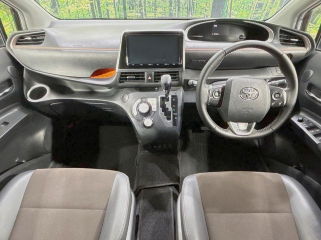 シエンタ1.5 G クエロ