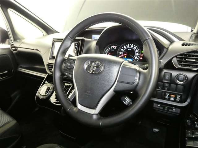 ヴォクシー2.0 ZS 煌II