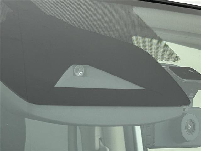 セレナ1.4 e-4ORCE ハイウェイスターV 4WD