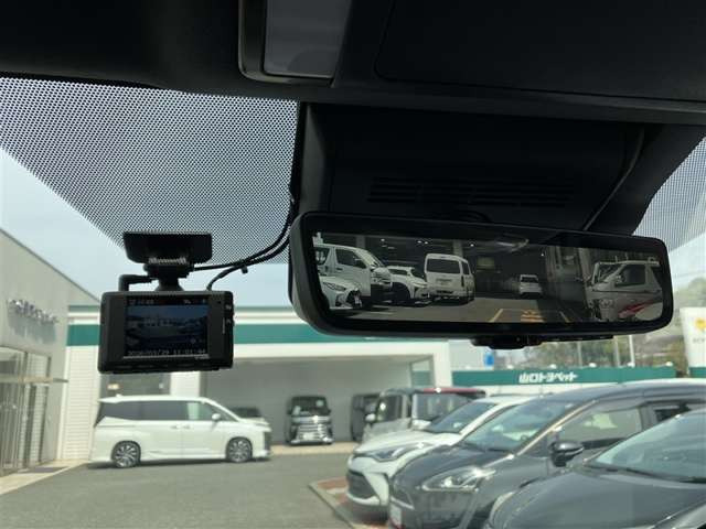 アルファードハイブリッド 2.5 Z E-Four 4WD