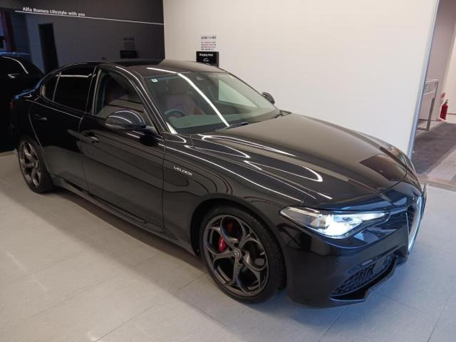 ジュリアヴェローチェ