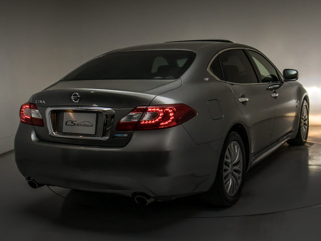 テールスモーク加工、スポイラー取付等々ドレスアップ可能です。違う角度が見たい・・・等のご要望御座いましたら是非お声掛け下さい!!お写真をお送りさせて頂きます。