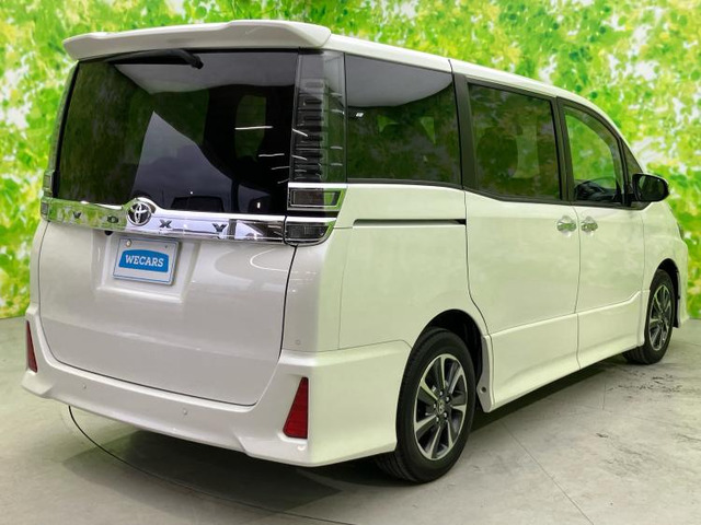 ヴォクシー2.0 ZS 煌II