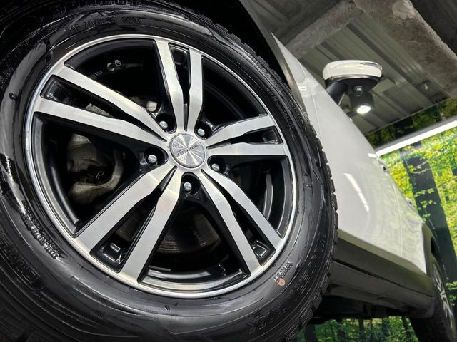 �y16�C���`�A���~�z�C�[���z�O�ςɃ}�b�`�����A���~�z�C�[���𑕒����Ă���܂��B�e��A���~�z�C�[����A�X�^�b�h���X�^�C�����戵�����Ă���܂��B���񂲑��k����������