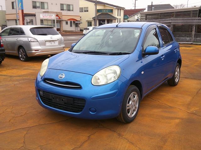 マーチ1.2 12X FOUR 4WD