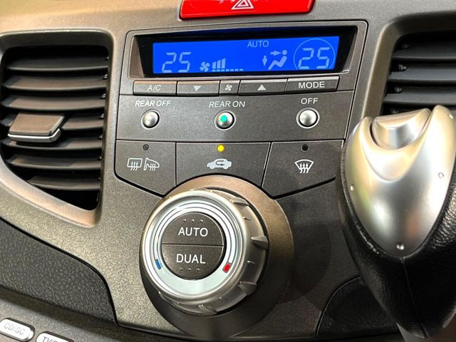 �y�I�[�g�G�A�R���z��x���D�݂̉��x�ɐݒ肷��΁A�ԓ��̉��x�����m�����ʂ≷�x�������Œ����B����&hellip;����&hellip;�Ɖ��x���X�C�b�`���������K�v�͂���܂���B���K�Ȏԓ���Ԃɂ͕K�{�̋@�\�ł��ˁ�