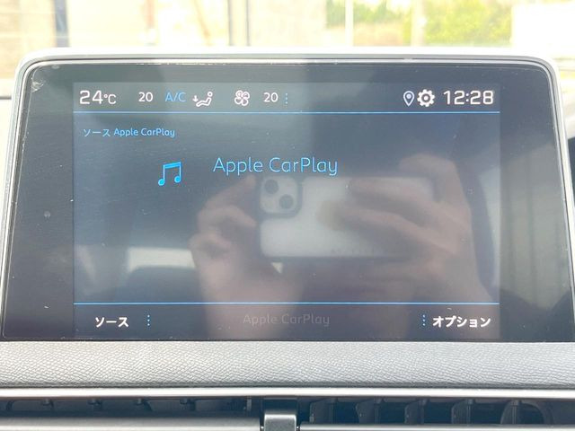 ��Apple Car Play:�X�}�z�Ƃ̗L���ڑ��ŁA�i�r�E�I�[�f�B�I�Đ��ȂǃX�}�z�̃A�v���@�\����ʂł��g����֗��@�\�ł�!