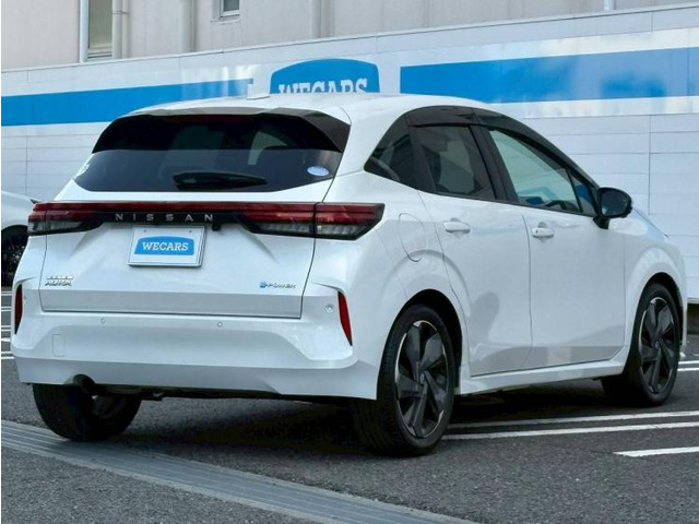 ノートオーラ1.2 G レザーエディション