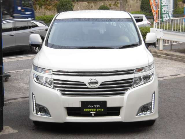 �l�C�̃G���O�����h���A4WD�ŁA������f���ŁA�n�C�E�G�C�X�^�[���G�A���ŁA�����i�r�ŁA�t���b�v�_�E�����j�^�[�ŁA�Ԍ�2�N�����t���ŁA�S�������O�ۏ�24��������3���L���܂ł��ċ����̉��i^^