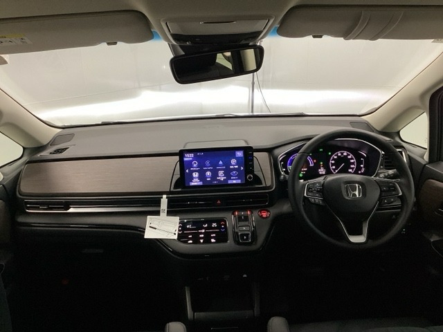 オデッセイ2.0 e:HEV アブソルート