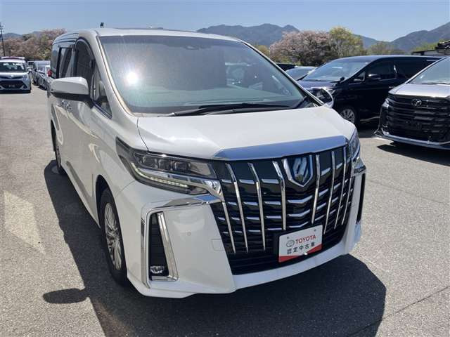 アルファードハイブリッド 2.5 SR Cパッケージ E-Four 4WD