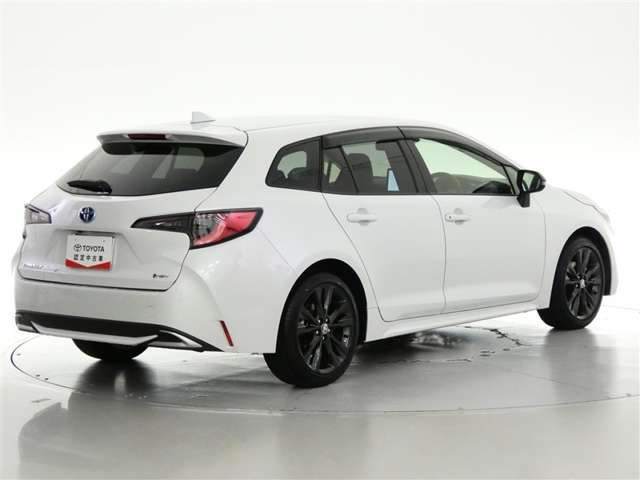 カローラツーリング1.8 ハイブリッド W×B