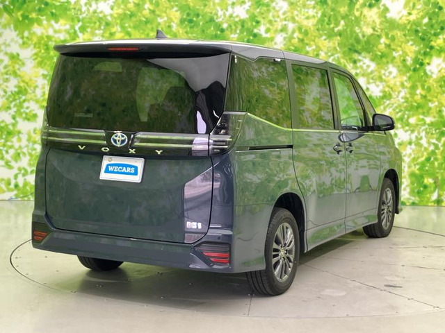 ヴォクシー1.8 ハイブリッド S-Z E-Four 4WD