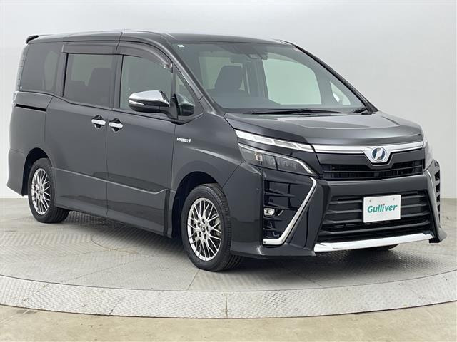 ヴォクシー1.8 ハイブリッド ZS 煌