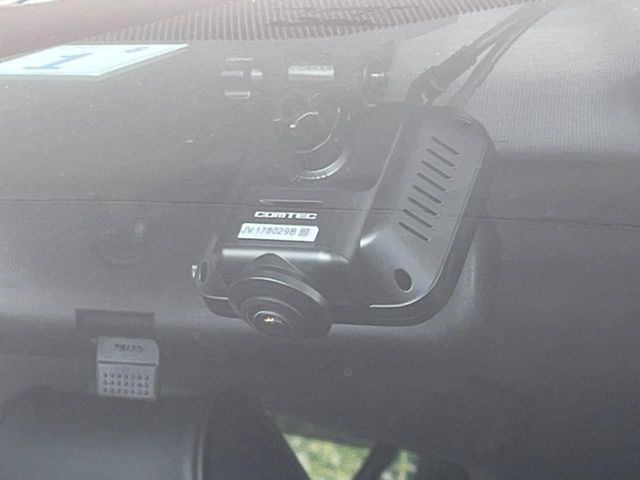 �y�h���C�u���R�[�_�[�z�h���C�u���R�[�_�[����!���s���͂������A������^�]�⎖�̂ɑ��������ہA�f���ŋL�^���A����̃��X�N�ɔ����܂��B���L�^�pSD�J�[�h�͂��q�l�����g�ł��������������K�v������܂��B