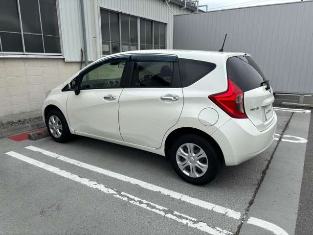 ノート1.2 X FOUR 4WD