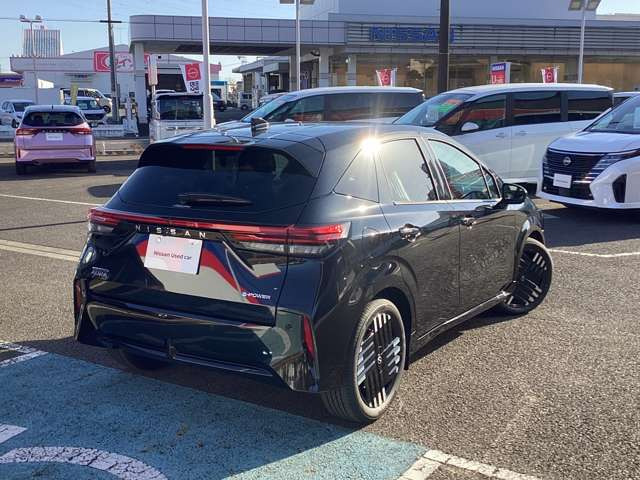 ノートオーラ1.2 G レザーエディション