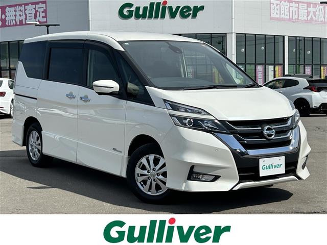 セレナ2.0 ハイウェイスター 4WD