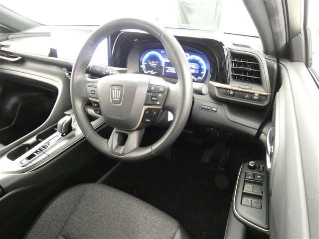 クラウンクロスオーバー2.5 G アドバンスト E-Four 4WD