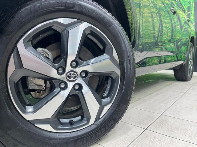 �y����20�C���`�A���~�z�C�[���z�O�ςɃ}�b�`���������A���~�z�C�[���𑕒����Ă���܂��B�e��ЊO�A���~�z�C�[����A�X�^�b�h���X�^�C�����戵�����Ă���܂��B���񂲑��k����������