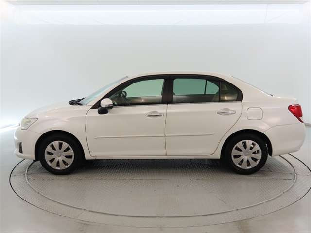 カローラアクシオ1.5 ラグゼール