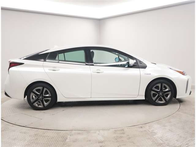 プリウス1.8 A ツーリングセレクション