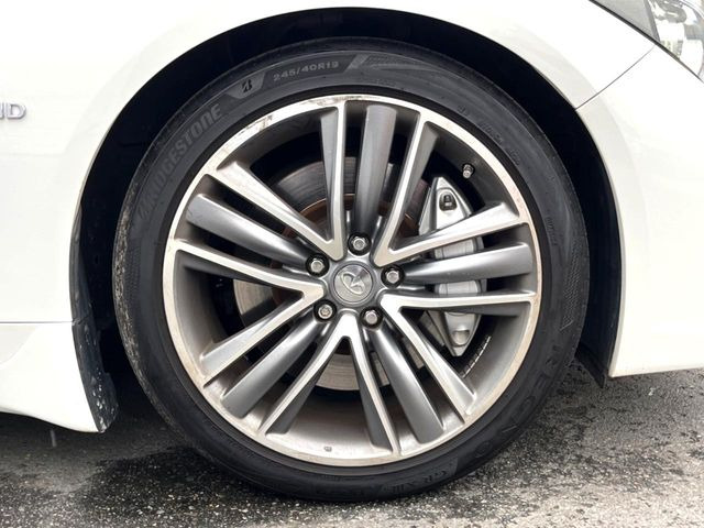 �y����19�C���`�A���~�z�C�[���z�O�ςɃ}�b�`���������A���~�z�C�[���𑕒����Ă���܂��B�e��ЊO�A���~�z�C�[����A�X�^�b�h���X�^�C�����戵�����Ă���܂��B���񂲑��k����������