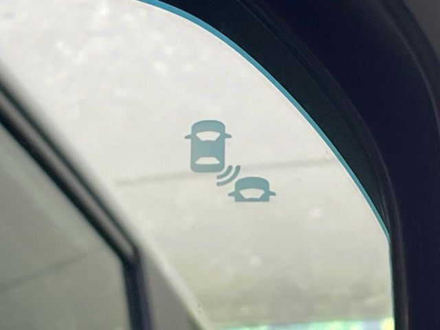 �y�u���C���h�X�|�b�g�C���t�H���[�V�����z���s���A�h�A�~���[�̎��p�ɂȂ�₷���ӏ��Ɍ㑱�Ԃ��ڋ߂���ƃT�C�h�~���[�t�߂Ɍx����\���A�h���C�o�[�ɒ��ӊ��N�����Ă���܂��B