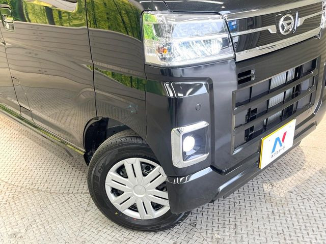 �yLED�w�b�h���C�g�z���V����ԑ��s�����ǍD�Ȏ��E���m�ۂ����S���ĉ^�]�ł��鍂�P�xLED�w�b�h���C�g�𑕔�!�_�����x�������A����d�͂��}�����Ă��܂��B