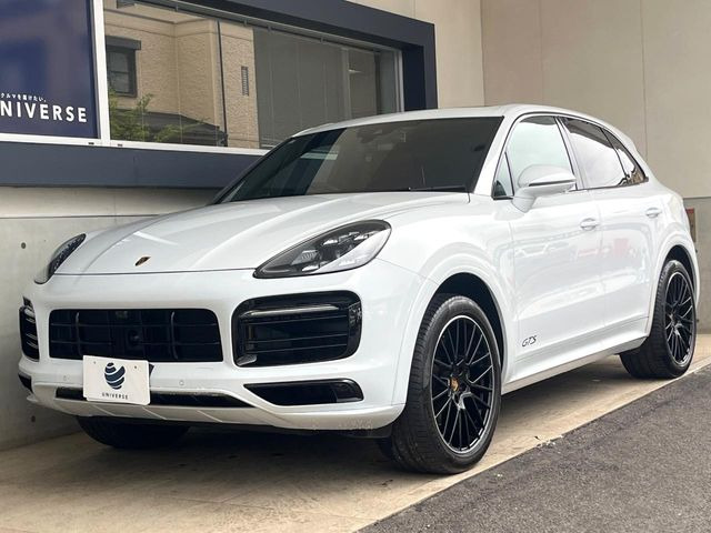 ●当店では第三者機関による車両品質鑑定を導入し、修復歴車を排除。鑑定書が発行されますので、ぱっと見ただけでは分からない箇所まで納得した上でご検討いただけます。※一部未実施の場合がございます。