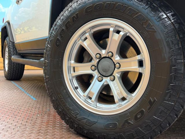 �y17�C���`�A���~�z�C�[���z�O�ςɃ}�b�`�����A���~�z�C�[���𑕒����Ă���܂��B�e��A���~�z�C�[����A�X�^�b�h���X�^�C�����戵�����Ă���܂��B���񂲑��k����������