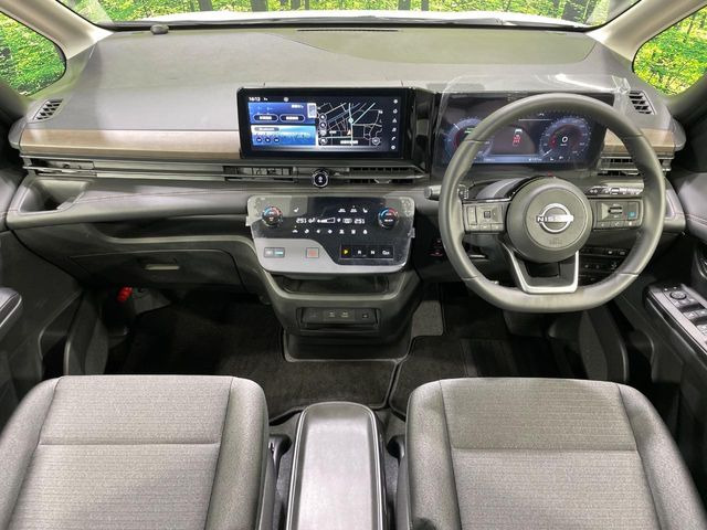 セレナ1.4 e-POWER ハイウェイスターV