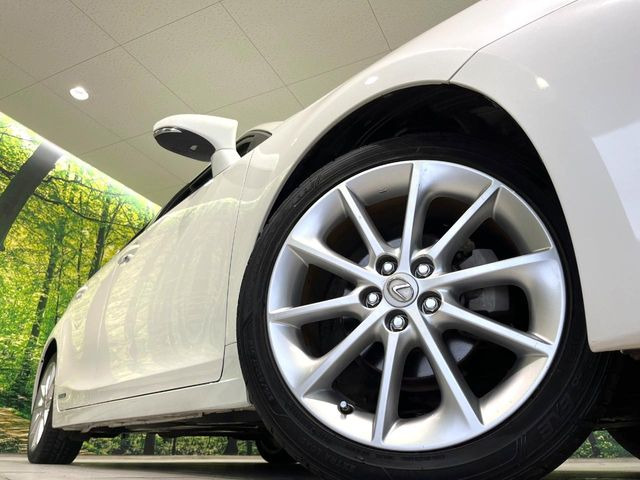 �y����17�C���`�A���~�z�C�[���z�O�ςɃ}�b�`���������A���~�z�C�[���𑕒����Ă���܂��B�e��ЊO�A���~�z�C�[����A�X�^�b�h���X�^�C�����戵�����Ă���܂��B���񂲑��k����������