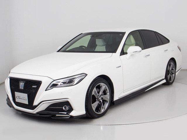 フルエアロが装着されています!お好みはいかがですか?今付いているデザイン以外にも、各ブランドのエアロを格安にてお取付け出来ます!又、エアロを外してノーマル状態にする事も出来ます!!