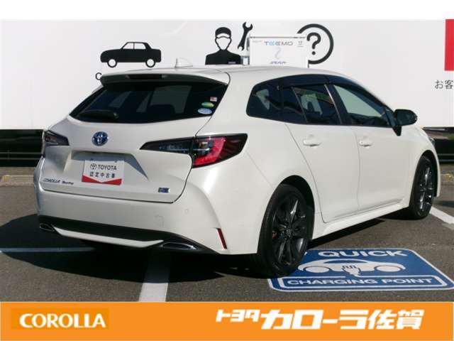 カローラツーリング1.8 ハイブリッド W×B