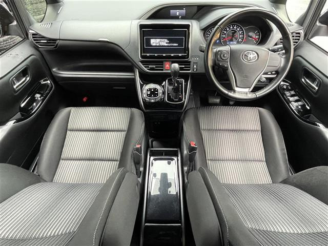 ヴォクシー2.0 ZS 煌