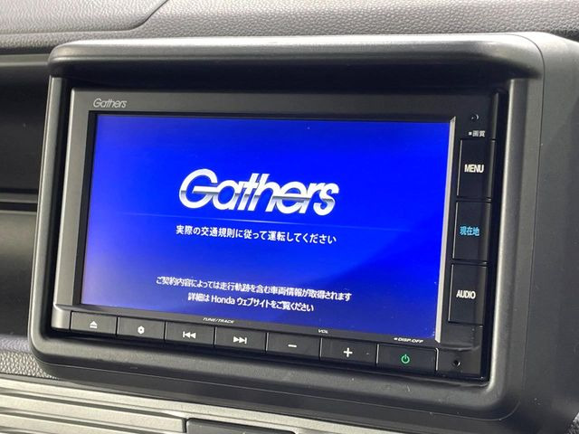 �y�����i�r�z�l�C�̏����i�r�𑕔����Ă���܂��B�i�r�̎g���₷���͂������A�I�[�f�B�I�@�\���[��!�L�����v�◷�s�͂������A�ʋ΂┃�����ȂǕ��i�̃h���C�u���y�����Ȃ�͂���