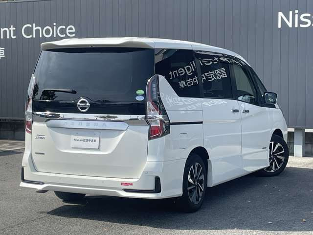 セレナ2.0 ハイウェイスターV