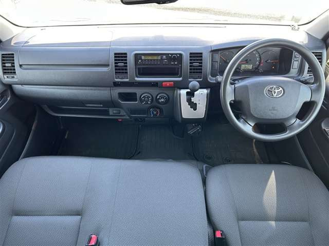 ハイエースバン2.0 DX