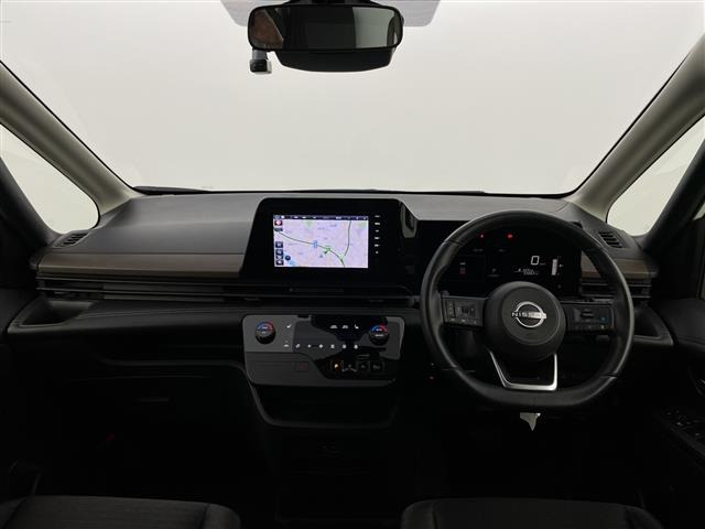 セレナ2.0 ハイウェイスターV 4WD