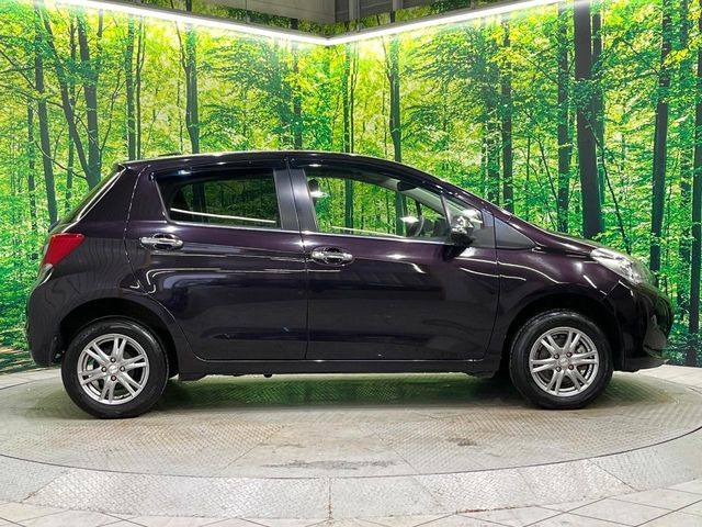 ��D�]�𒸂��Ă���܂��{�f�B�R�[�g���D�]��t���B�������x�̃K���X�疌�ŝ����͂������A�㎿�ȃc���E����������B���O����_���J�����؂Ȉ��Ԃ�ی삵�A�F�����E�򉻂�h�~�B