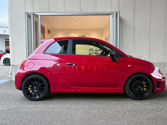 アバルト695コンペティツィオーネ