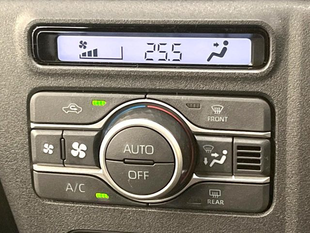 �y�I�[�g�G�A�R���z��x���D�݂̉��x�ɐݒ肷��΁A�ԓ��̉��x�����m�����ʂ≷�x�������Œ����B����&hellip;����&hellip;�Ɖ��x���X�C�b�`���������K�v�͂���܂���B���K�Ȏԓ���Ԃɂ͕K�{�̋@�\�ł��ˁ�