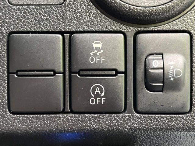 �y�A�C�h�����O�X�g�b�v�z�ԐM����a�؂Œ�Ԃ����ۂɃG���W�����~���A���ʂȔR���̏����}���܂��B�R��������ی�ɂȂ���@�\��G���W���̓u���[�L�𗣂��΍Ďn�����܂��B