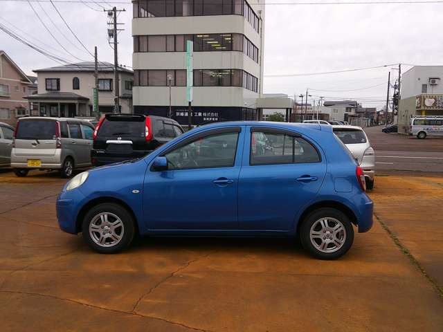 マーチ1.2 12X FOUR 4WD