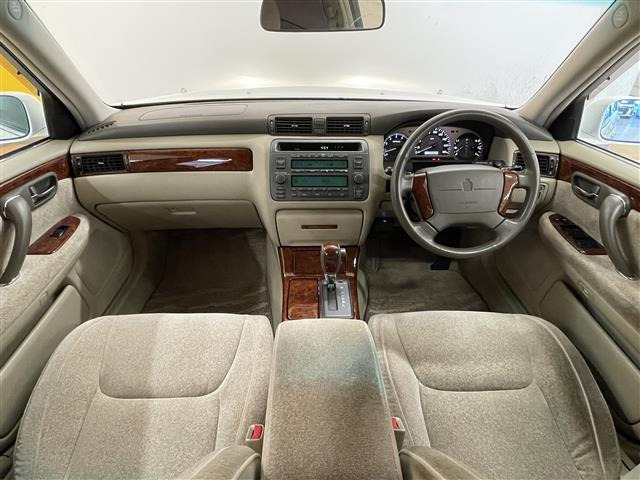 クラウン2.5 ロイヤル