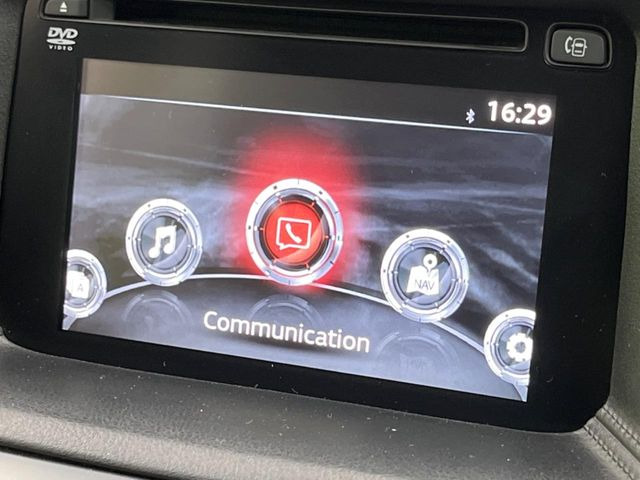 �y�}�c�_�R�l�N�g�i�r�z�ԓ��̕��͋C�Ƀ}�b�`������̌^�^�C�v�̃i�r�B�e����q�ݒ��Bluetooth�Đ����A�l�X�ȋ@�\���y���߂܂��B�����I�ȃ_�C�������삪�\�ŁA�g��������ǍD�ł��B