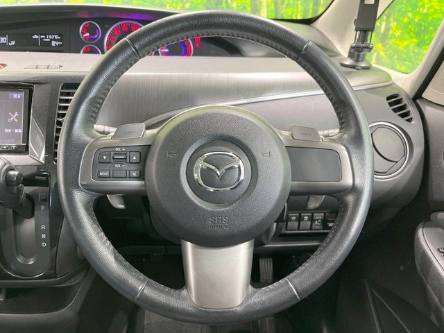 �y�����v�����X�e�A�����O�z�㎿�Ȋv���g�p���邱�ƂŁA��ɂ����������݂ƂĂ��^�]���₷���n���h���ł���